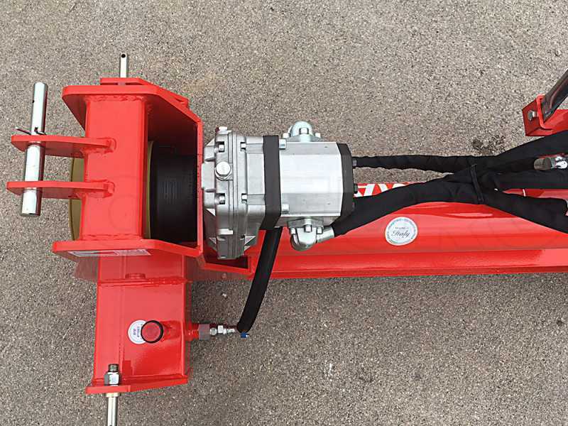 Simatech S350 - Liegender Holzspalter für Traktor - 35 T - Kolbenhub 800 mm